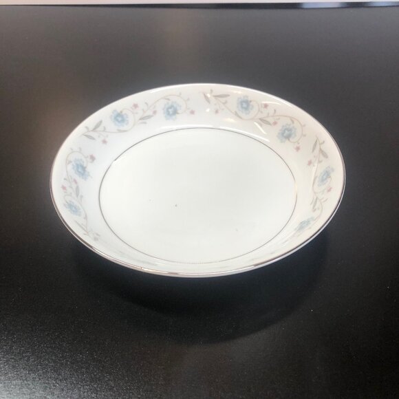 #7886 ENGLISH GARDEN LARGE COUPE 7 1/2” - Picture 2 of 12